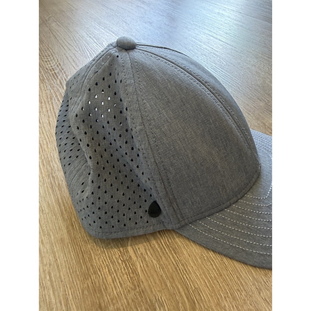 Melin A-Game Hydro Mesh Performance Hat Cap Gray Grey 58 cm Golf - Picture 3 of 6